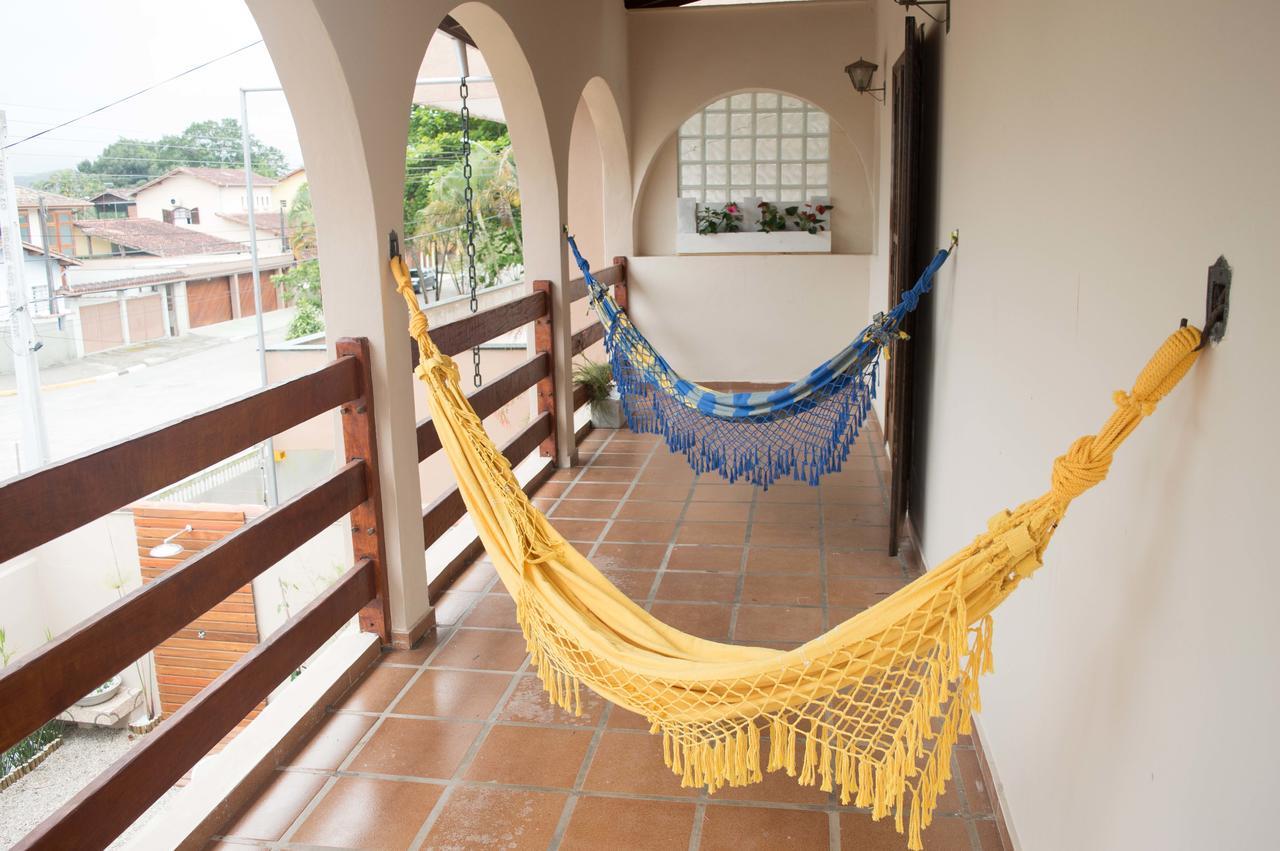Santo Quintal Hostel Убатуба Экстерьер фото
