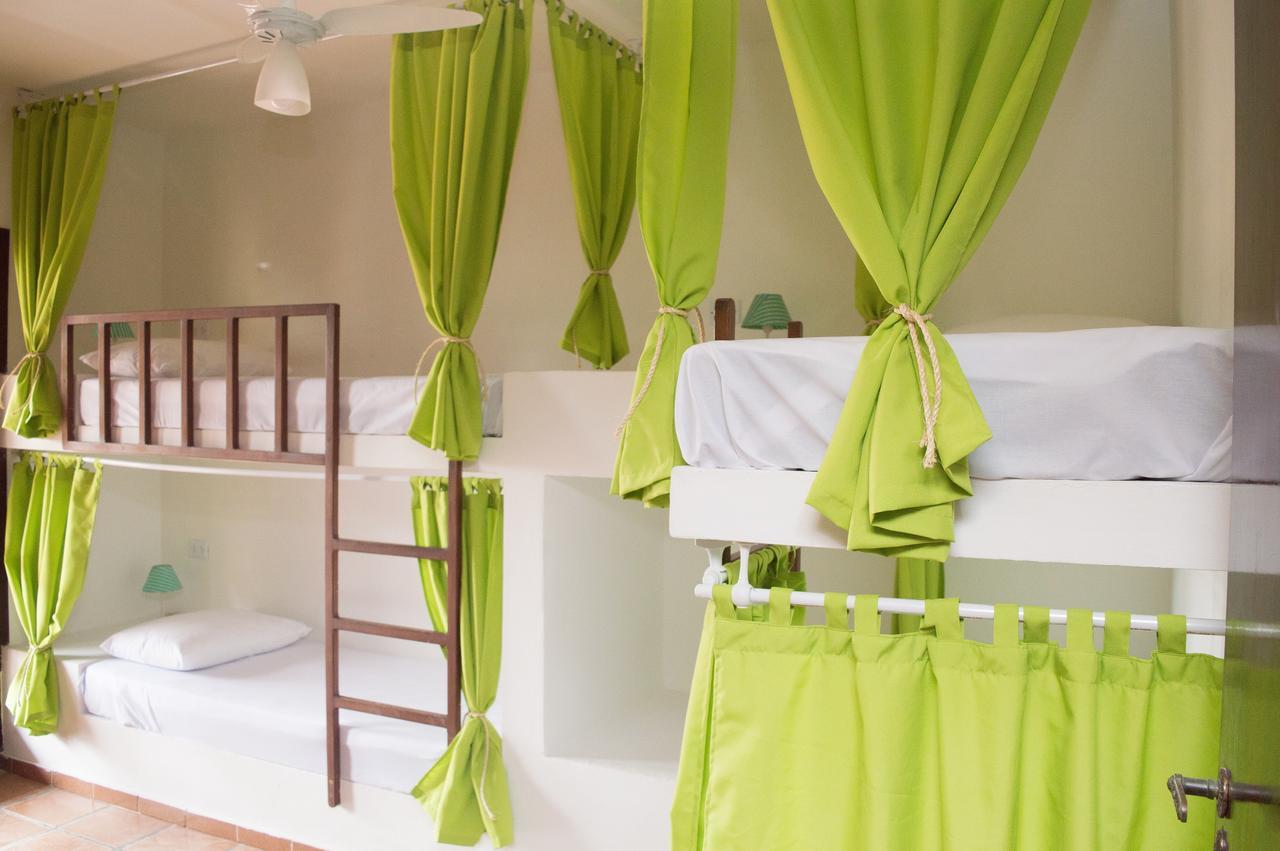 Santo Quintal Hostel Убатуба Экстерьер фото