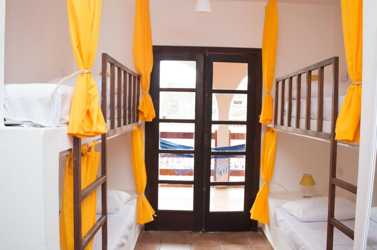 Santo Quintal Hostel Убатуба Экстерьер фото