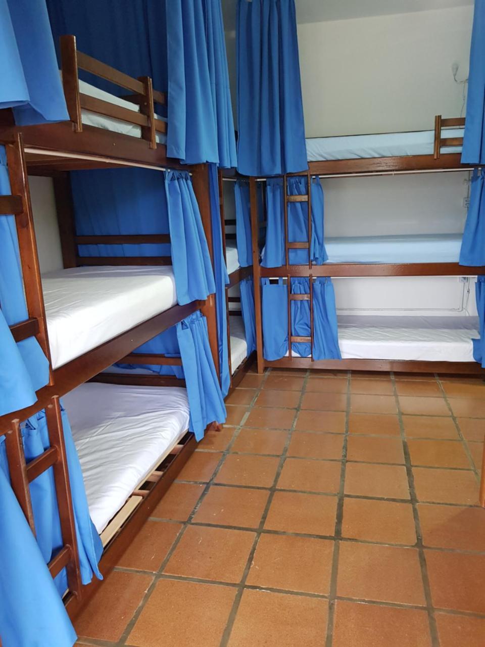 Santo Quintal Hostel Убатуба Экстерьер фото